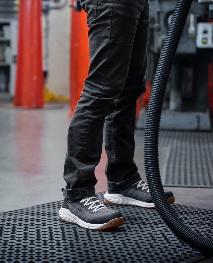 Men's Arvada Shift Work Sneaker (Carbon Toe) | Steel Grey/Gum - Image 8