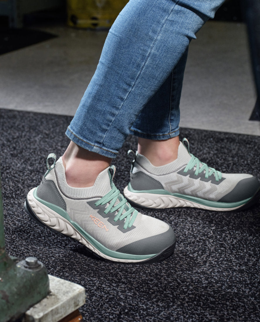 Women's Arvada Shift Work Sneaker (Carbon Toe) | Reef Waters/Legion Blue - Image 8