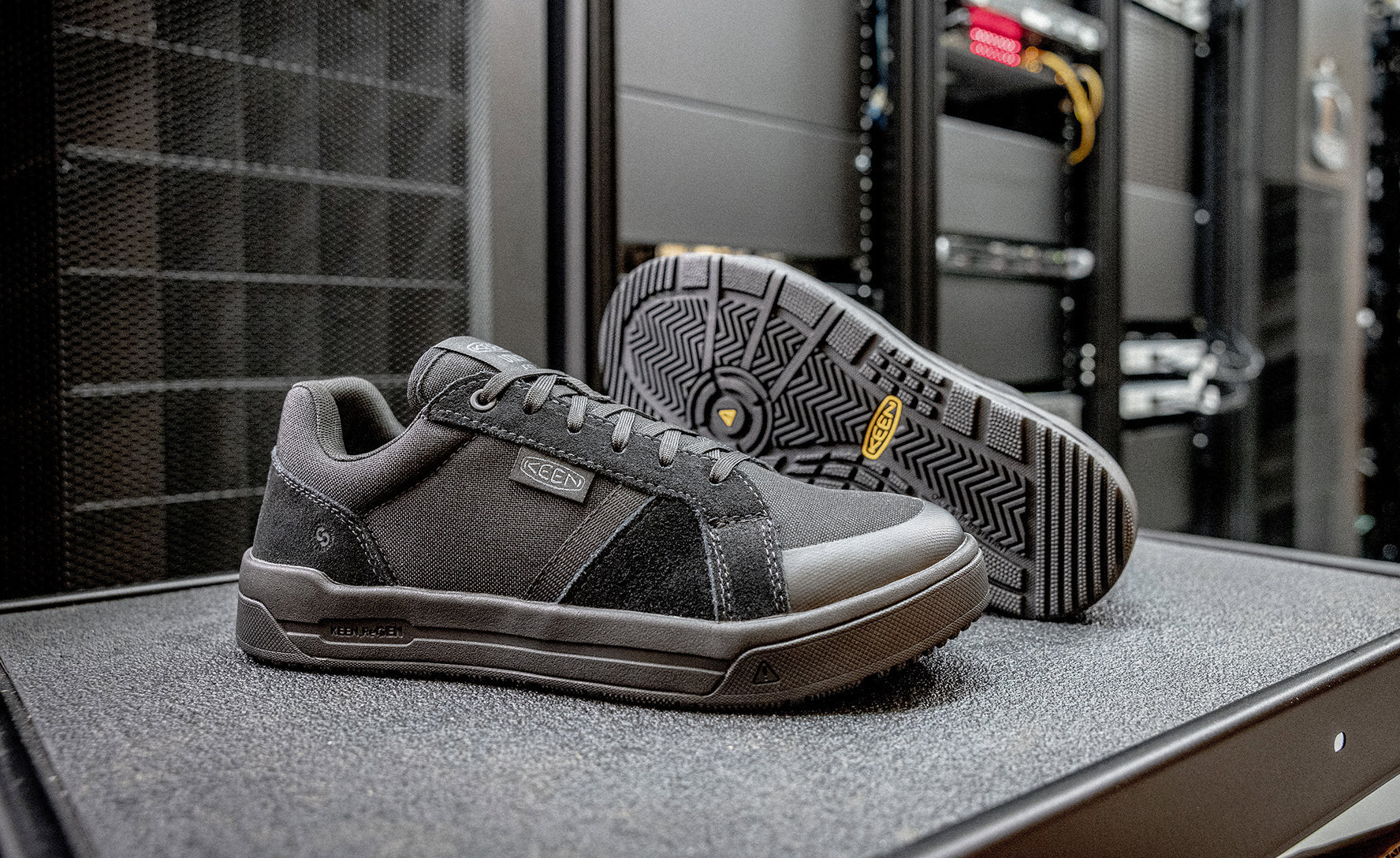 Men's Kenton ESD Work Shoe (Soft Toe) | Black/Black - Image 7