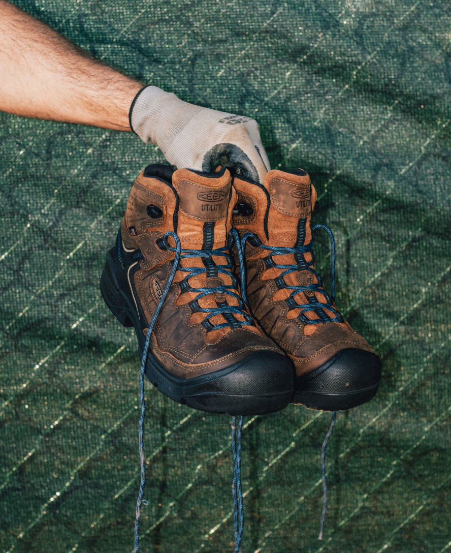 Men's Targhee IV LTR Waterproof Work Boot (Carbon Toe) | Bison/Black - Image 9