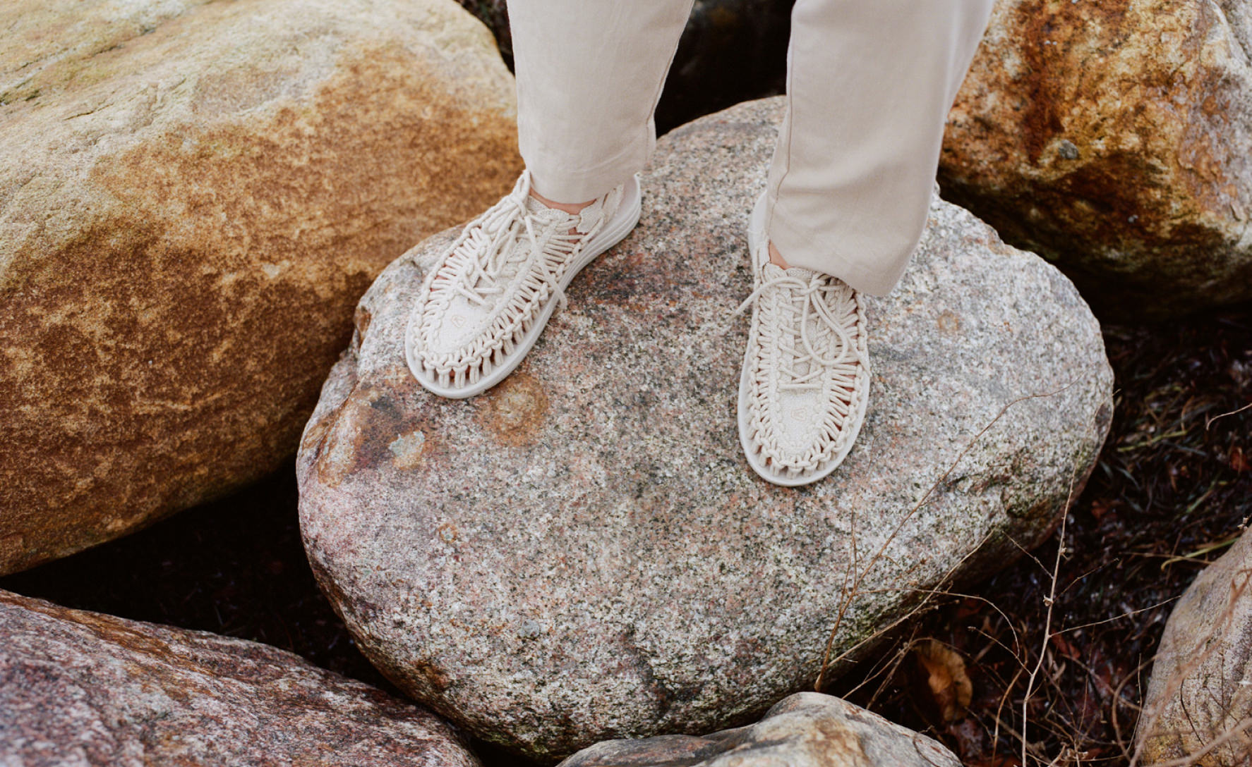 Women's UNEEK Canvas Skall Studio Sneaker | Natural/Birch - Image 7