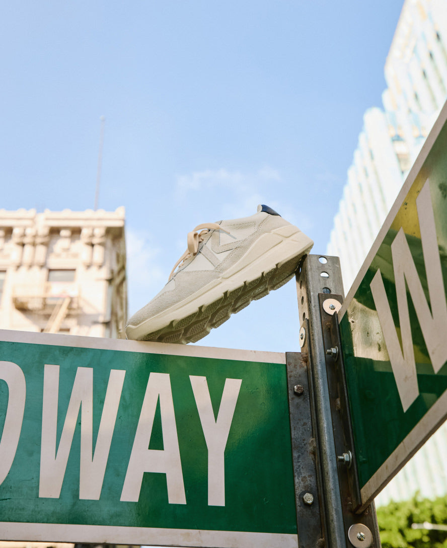 Men's KM2 Leather Jogger | Birch/Naval Academy - Image 9